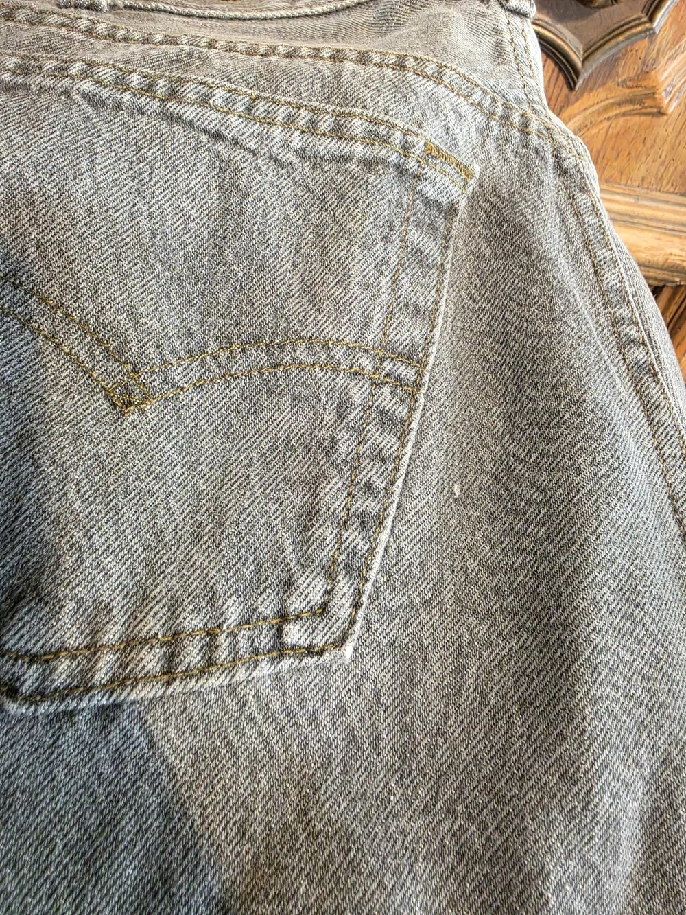 Vtg 90s Levis 501 0658 Sulfur Black Made in USA Jeans 28x29 Red Batwing Care Tag